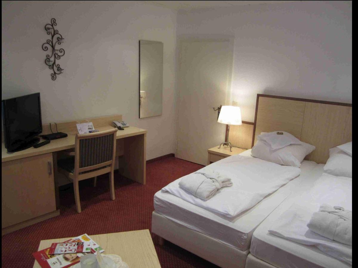 Wellnesshotel Buergerstuben วิลลิงเงิน ภายนอก รูปภาพ